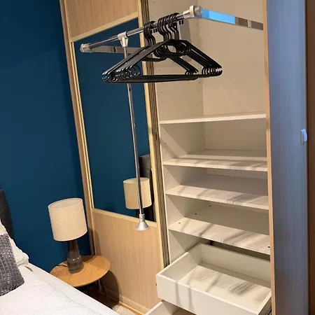 Near Airport,tran & Center Free Parking شقة سراييفو