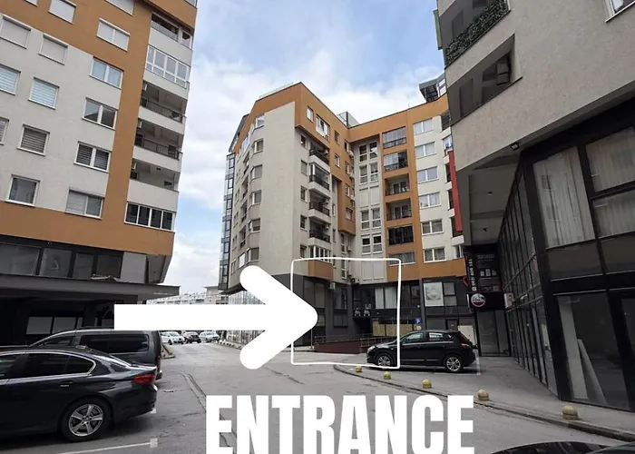 Near Airport,tran & Center Free Parking *