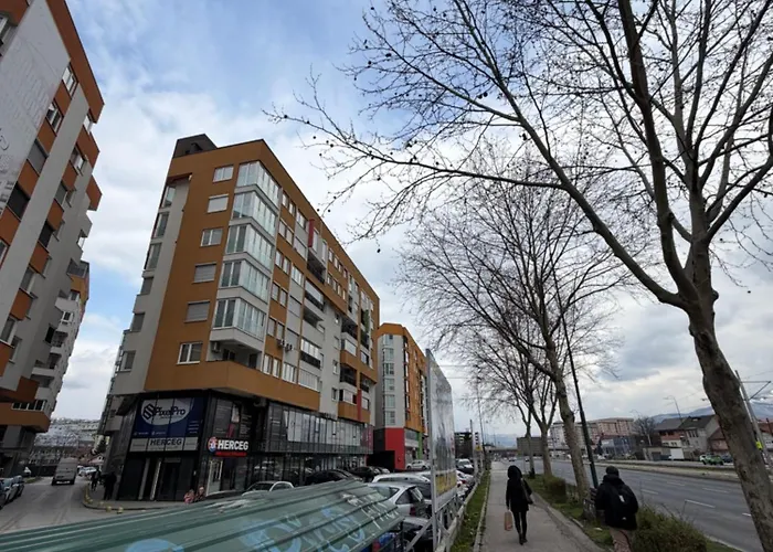 شقة Near Airport,tran & Center Free Parking *